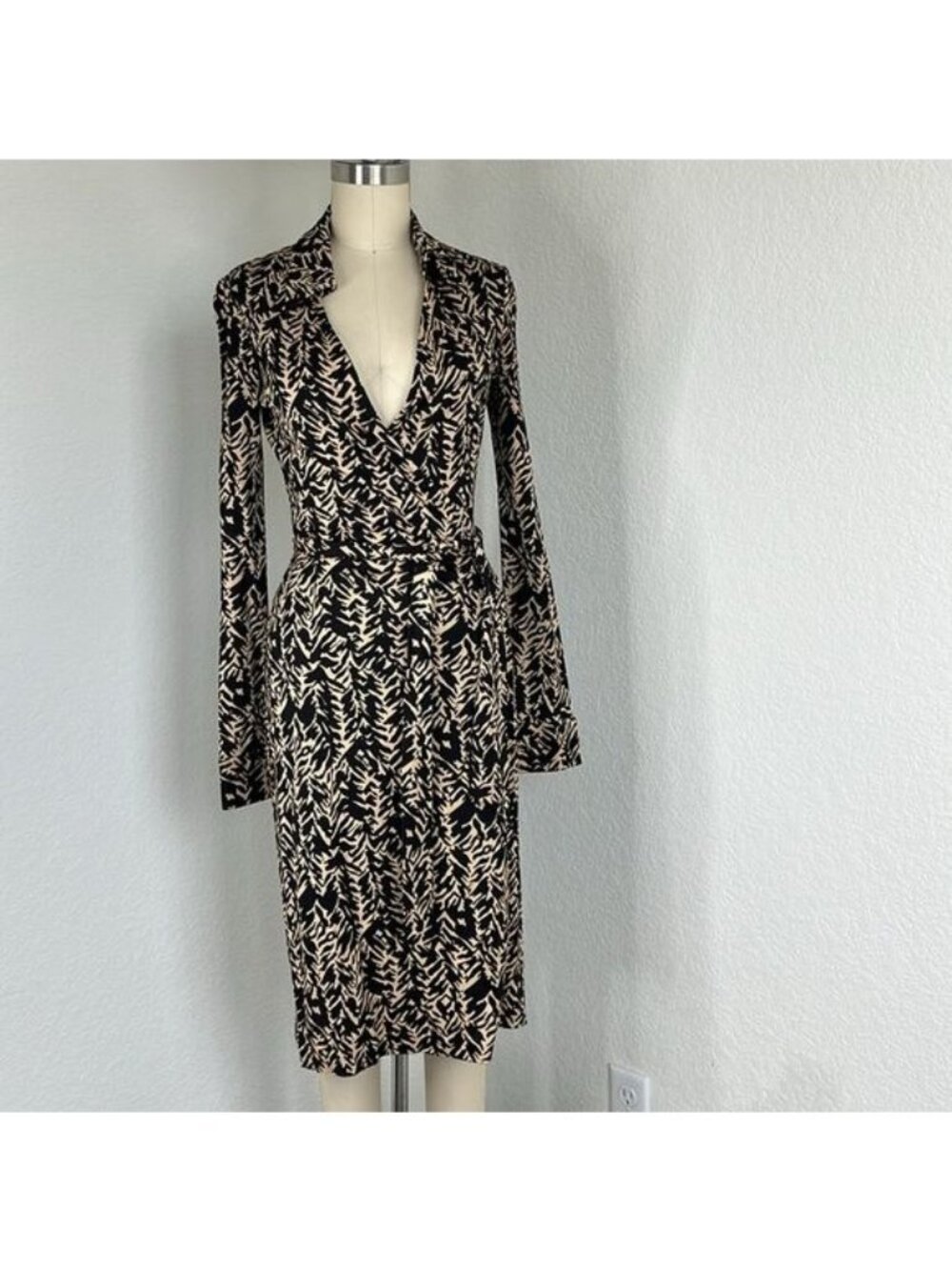 Diane Von Furstenberg Vintage Jeanne Wrap Dress ReRelease